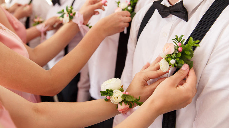 Elevate Your Wedding Style With Groomsmen Suspenders