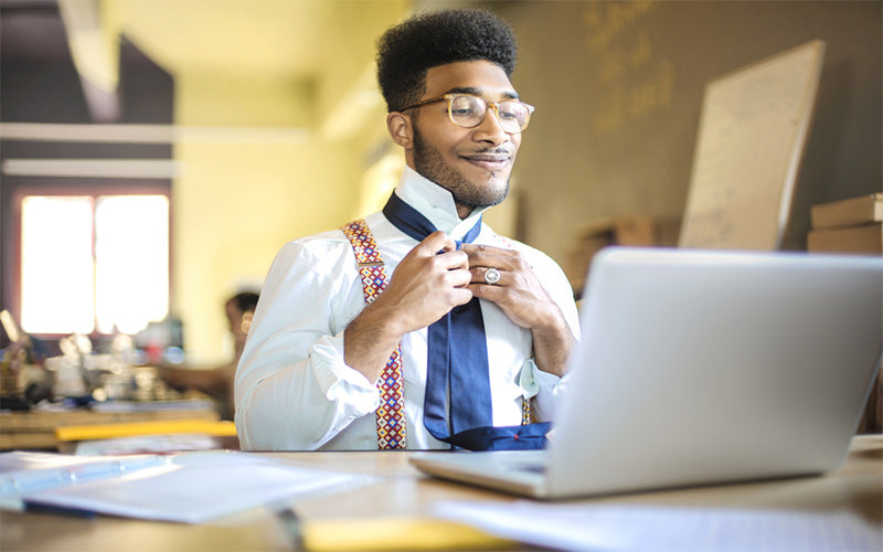 Types of Tie Knots: Classic To Modern Techniques Paired With Suspenders
